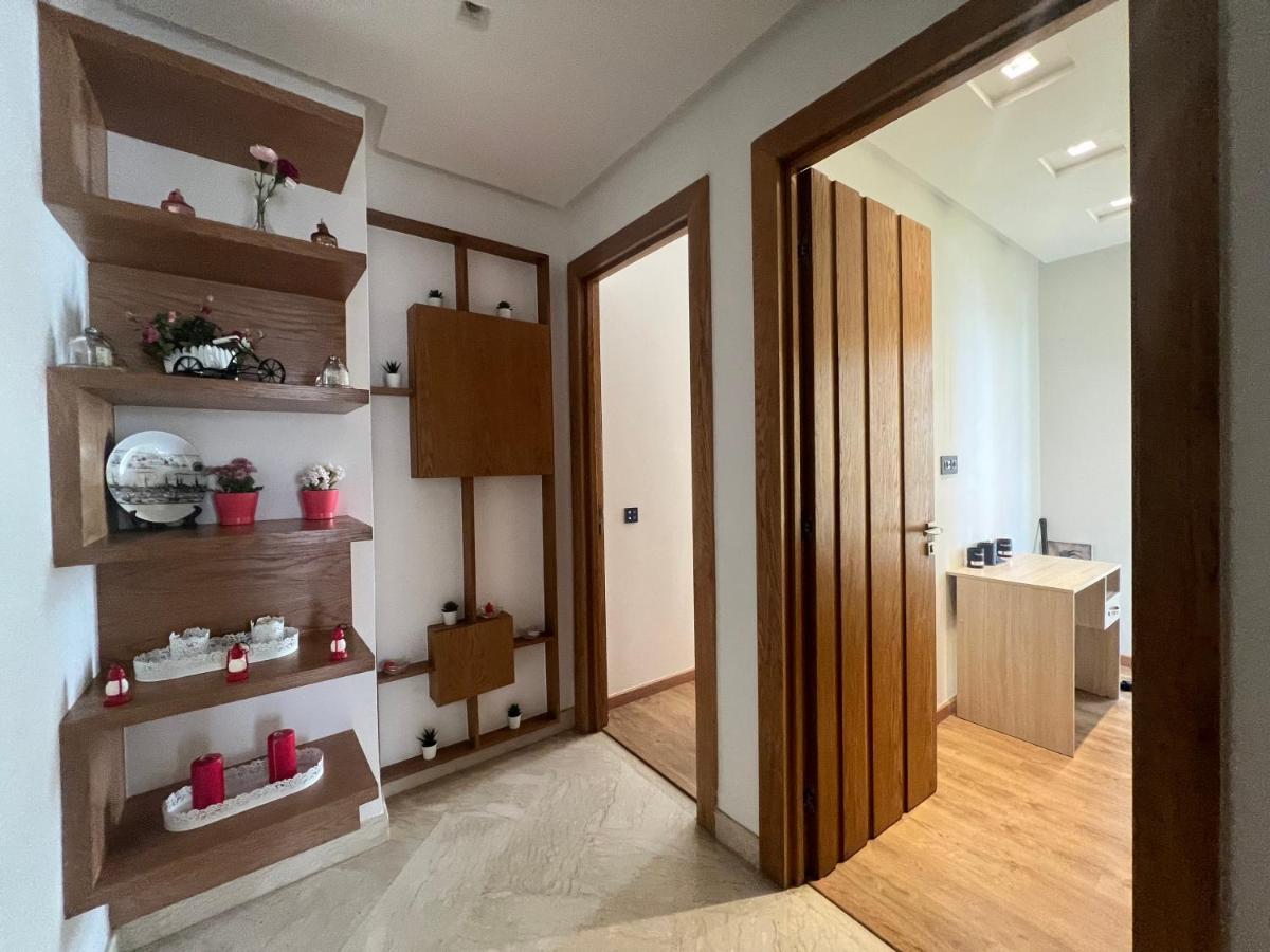 Luxury Apart 2 Ch -Casa Finance City Казабланка Екстериор снимка