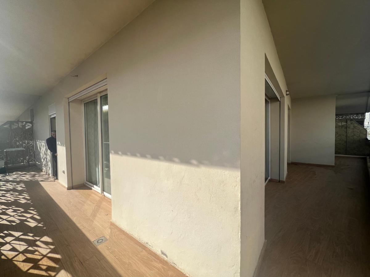 Luxury Apart 2 Ch -Casa Finance City Казабланка Екстериор снимка